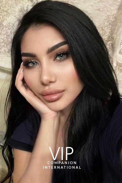 Arletta - brunette Dubai escort 7